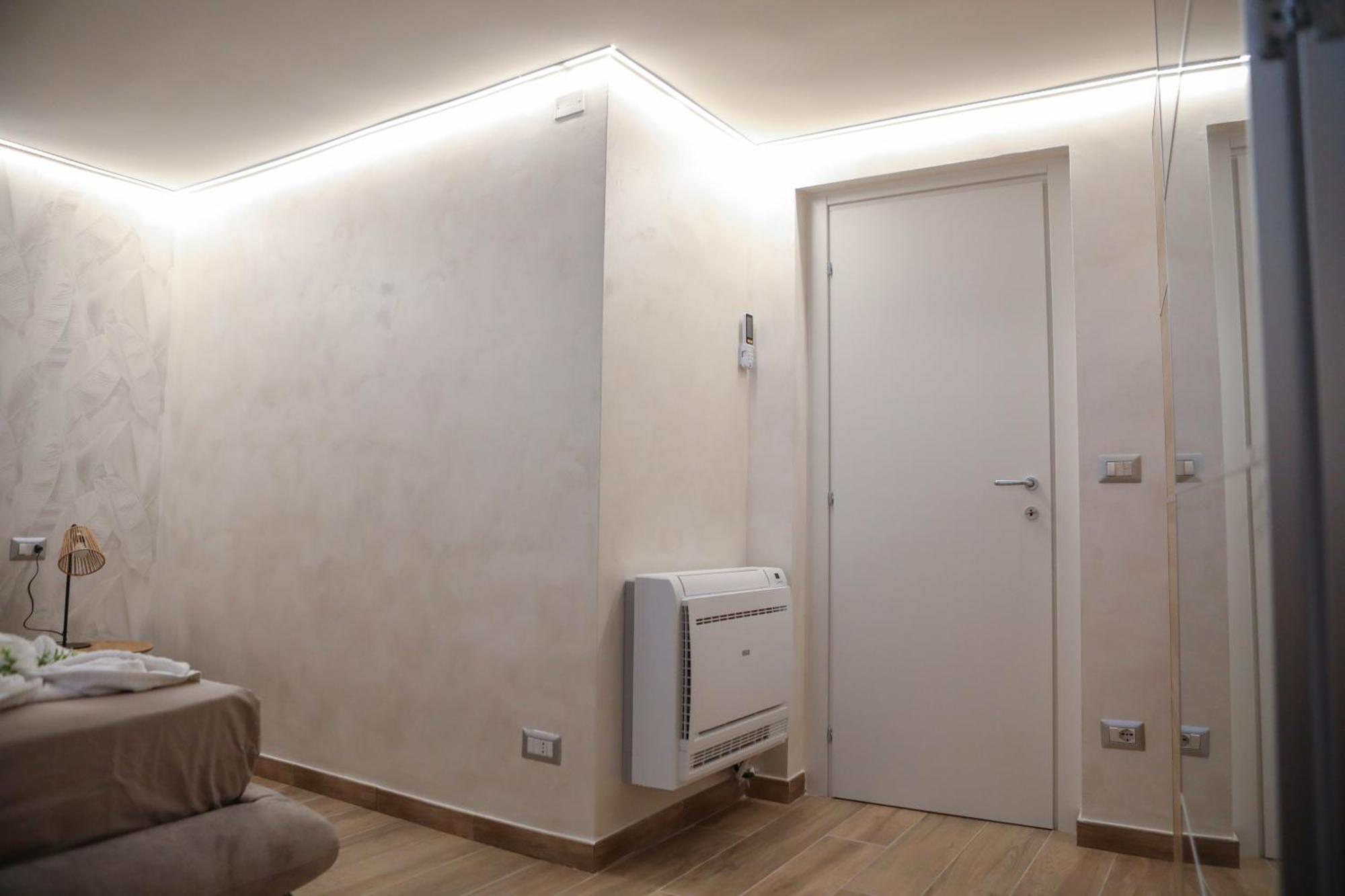 Apartament Luxury Regina 14 Bari Zewnętrze zdjęcie