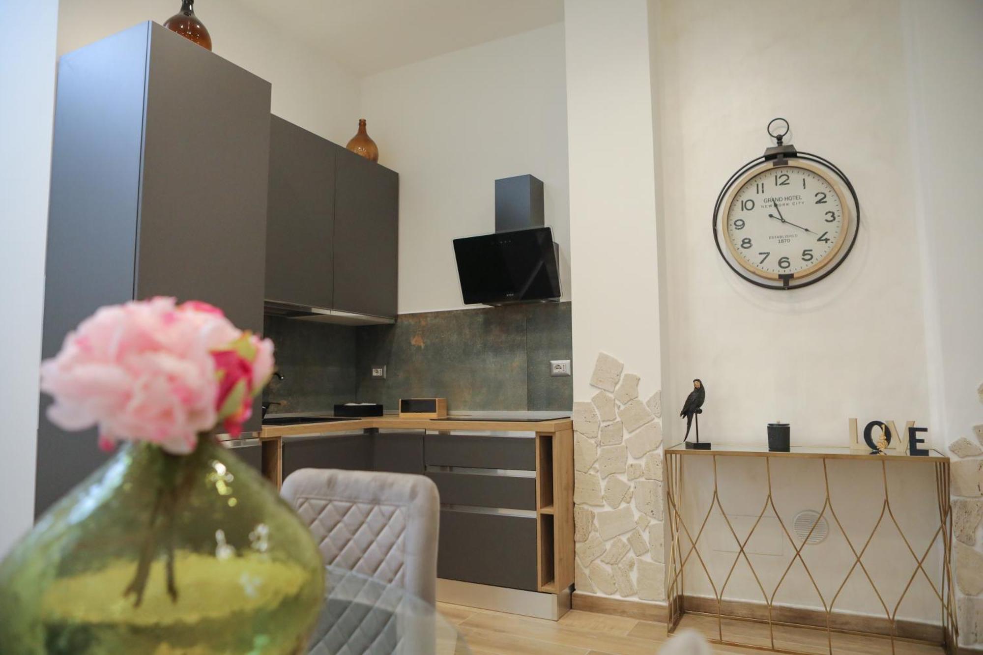 Apartament Luxury Regina 14 Bari Zewnętrze zdjęcie