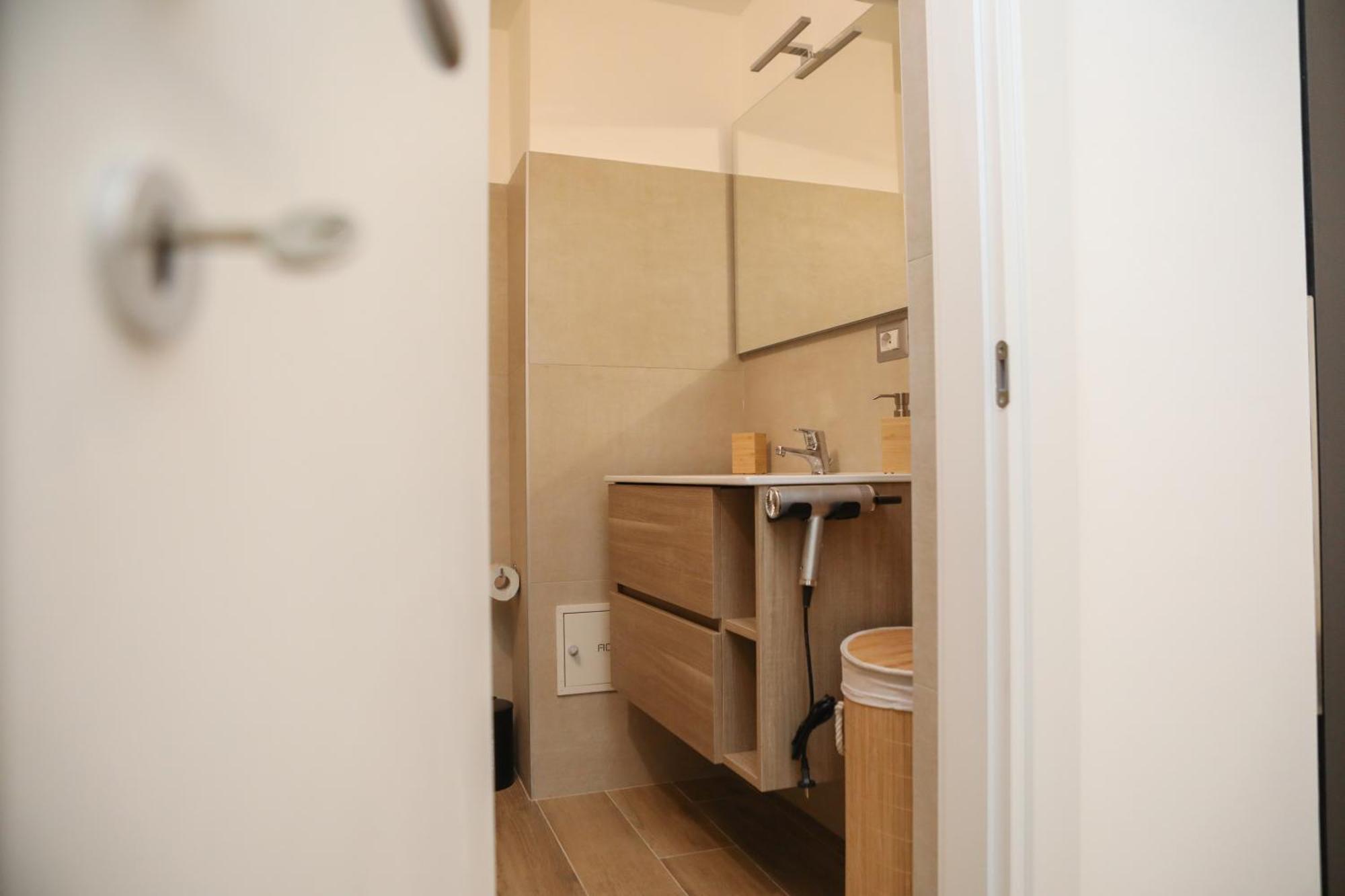 Apartament Luxury Regina 14 Bari Zewnętrze zdjęcie
